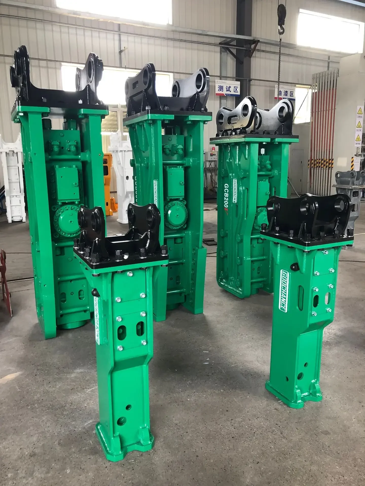 Disjuntores feitos sob encomen - Heavy Equipment Breaker avaliação e preço